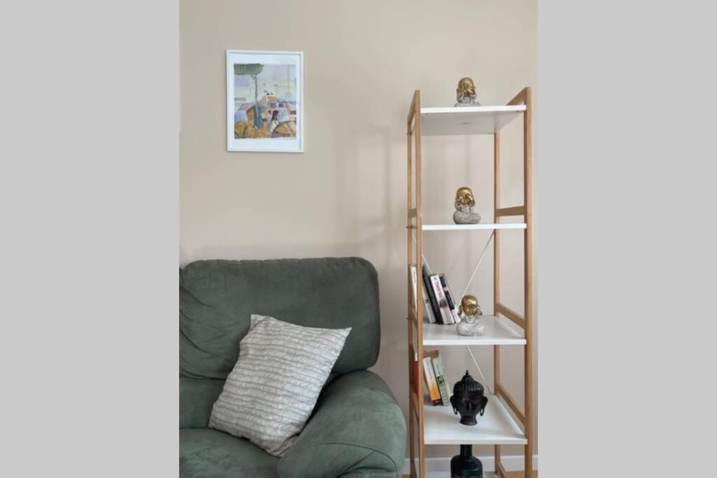Cozy Apartment In The Old Center Of Prishtina Prishtine Bagian luar foto